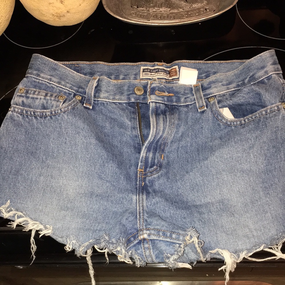Old Navy Cutoffs SIZE LONG 8